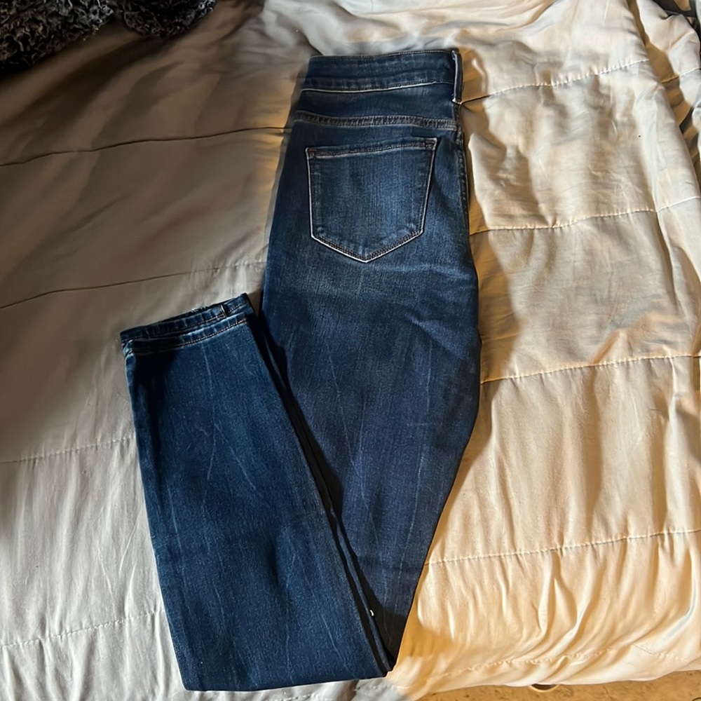 Old Navy Mid-rise Skinny Jeans